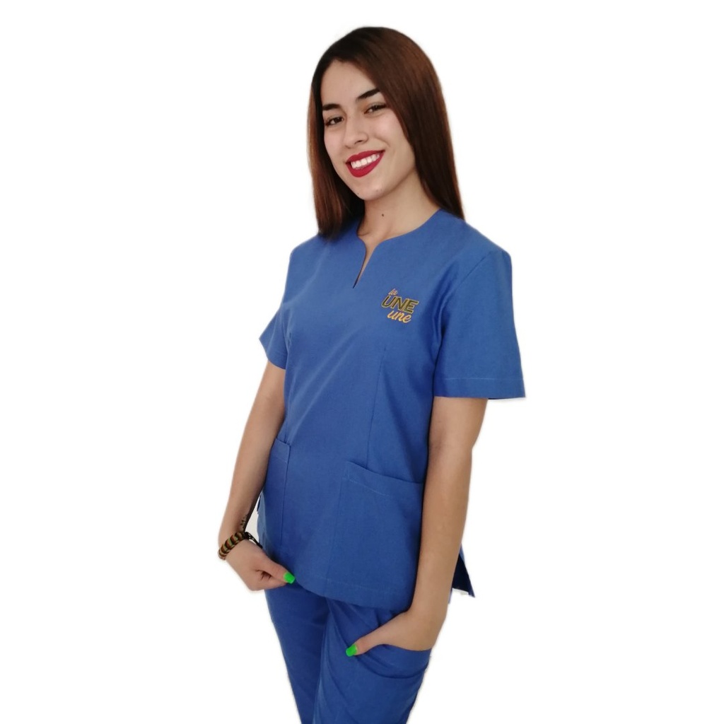 TRAJE DE QUIROFANO UNE FISIOTERAPIA  DAMA AMB